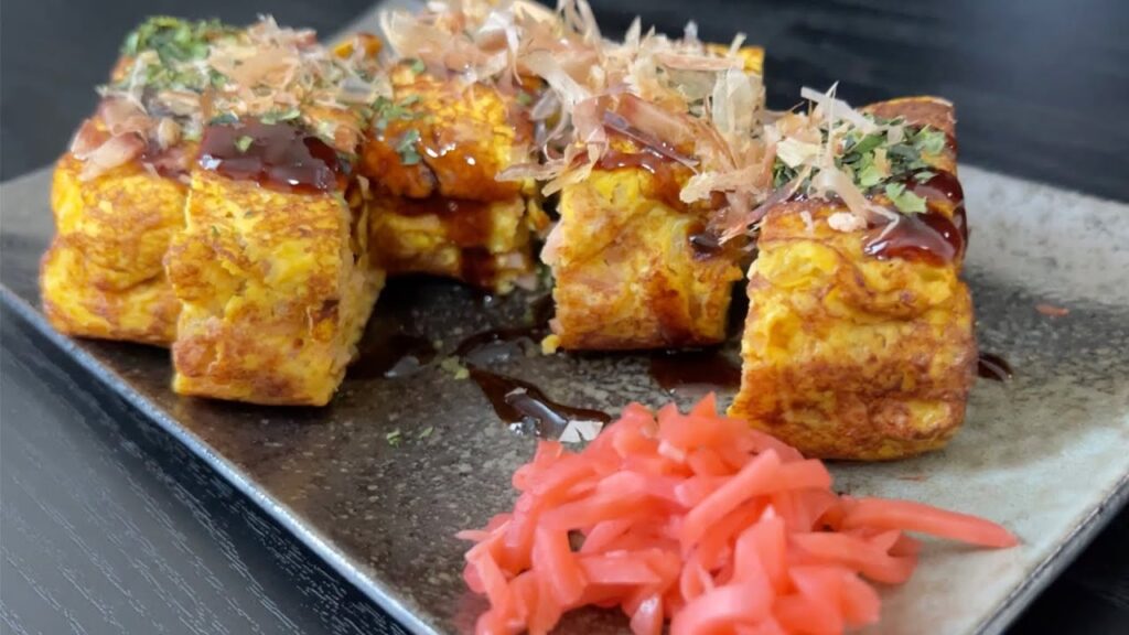 【簡単おつまみ】お好み焼き風だし巻き卵でびーるがうまい！！【料理実況】