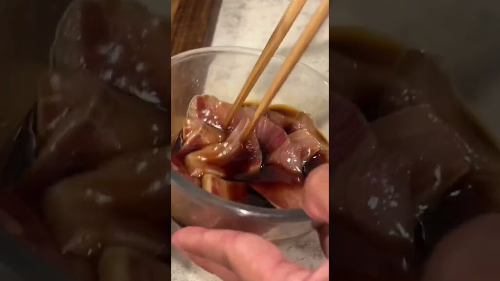 夜中に見てはいけない漬けブリ丼 #料理男子 #簡単レシピ #おうちごはん #ひとりごはん #料理初心者 #男飯 #料理女子 #おつまみ #shorts #漬け丼