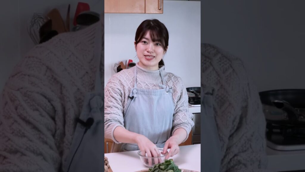 【えびと白菜のワンタン風スープ】餃子の皮で簡単！