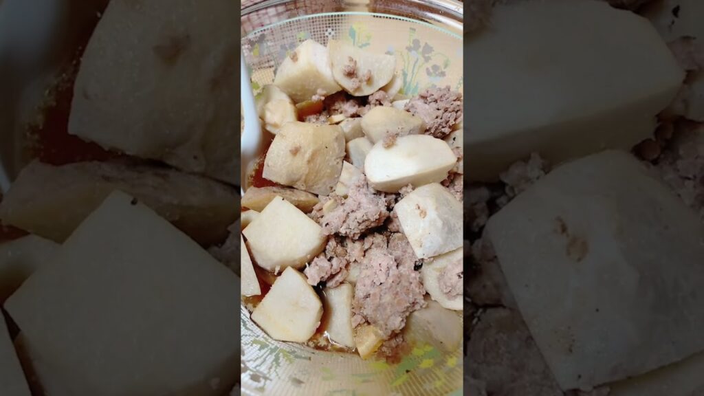 【電子レンジ時短レシピ】豚ひき肉と里芋の生姜煮込み♪#short