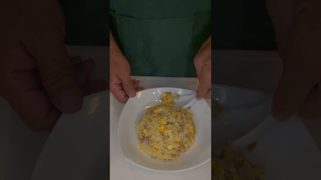 激うまチャーハン作ってみた#shorts #friedrice #チャーハン #料理研究家リュウジのバズレシピ #炒飯